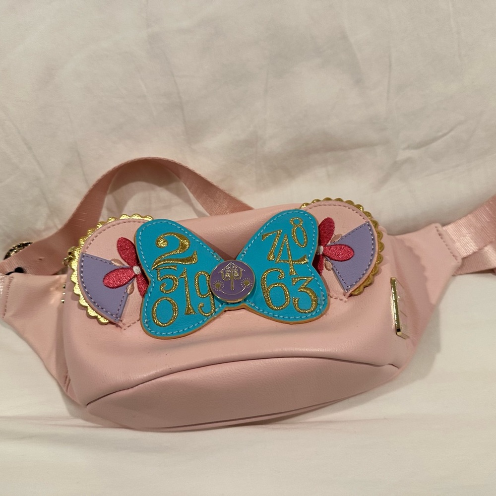 Small world loungefly Fanny pack limited edition